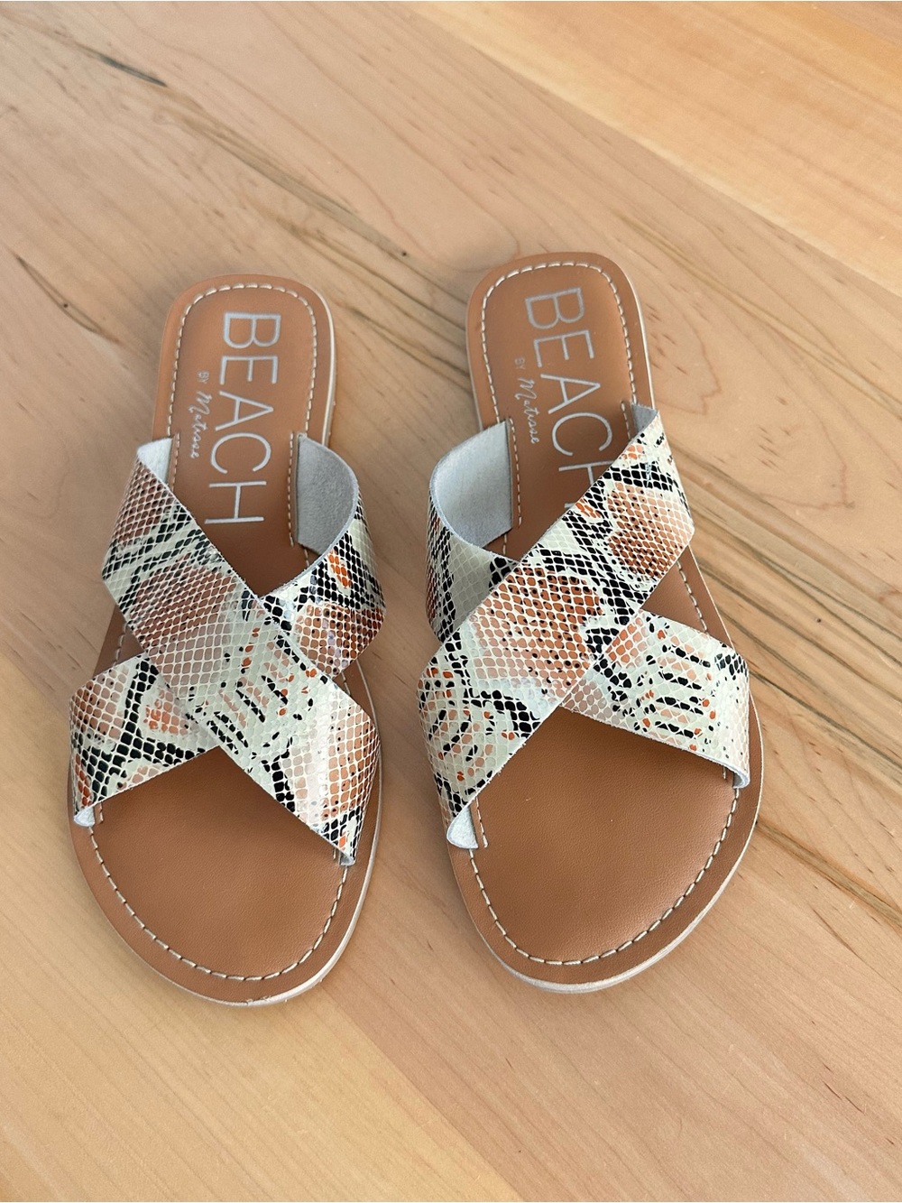 Beach by Matisse genuine leather sandals 9